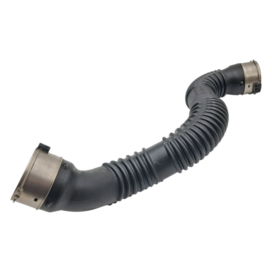 Przewód Powietrza Rura Wąż Turbo CLA C117 GLA X156 A-KLASA W176 A2465200001